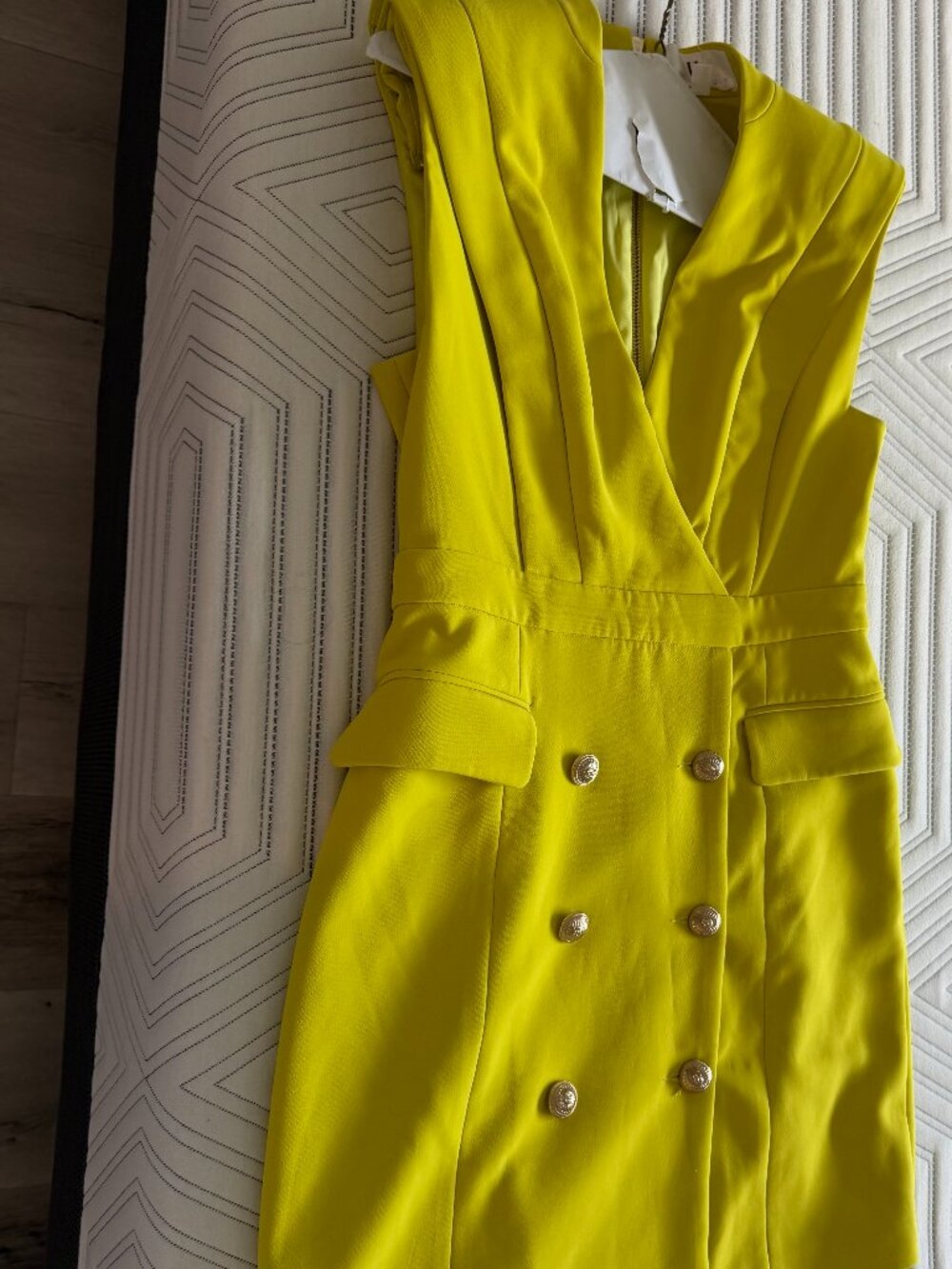 Forever Unique lime green dress, size US 6, with gold buttons.